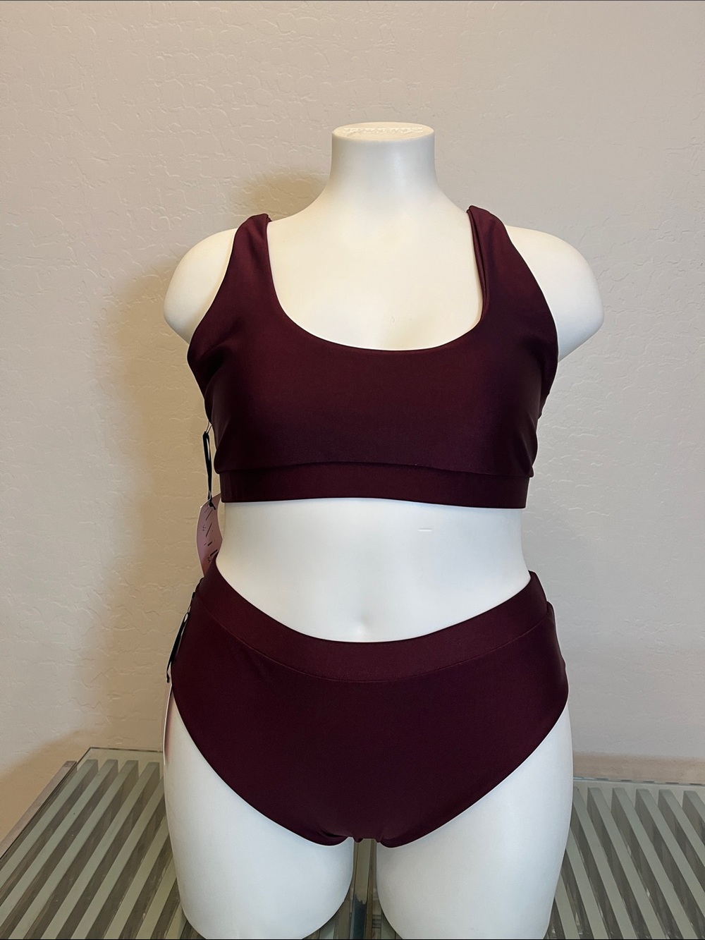 Scoop Neck Two-Piece Bikini Set in Burgundy